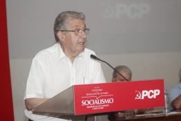 Fernando Correia - A Revolução de Outubro e a imprensa revolucionária