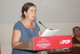 Joana Pereira - O movimento operário português no tempo da Revolução de Outubro