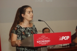 Laura Almodovar - Ofensiva Ideológica – Escola e manuais escolares