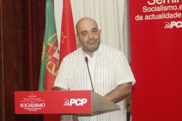 Ângelo Alves - A natureza exploradora, opressora, agressiva e predadora do capitalismo, a sua crise estrutural e a necessidade da sua superação revolucionária